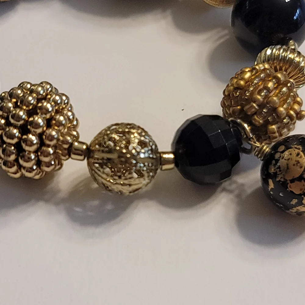 NWT - Chico's Elegant Gold & Black Bracelet With Chain Tassel - Picture 5 of 7